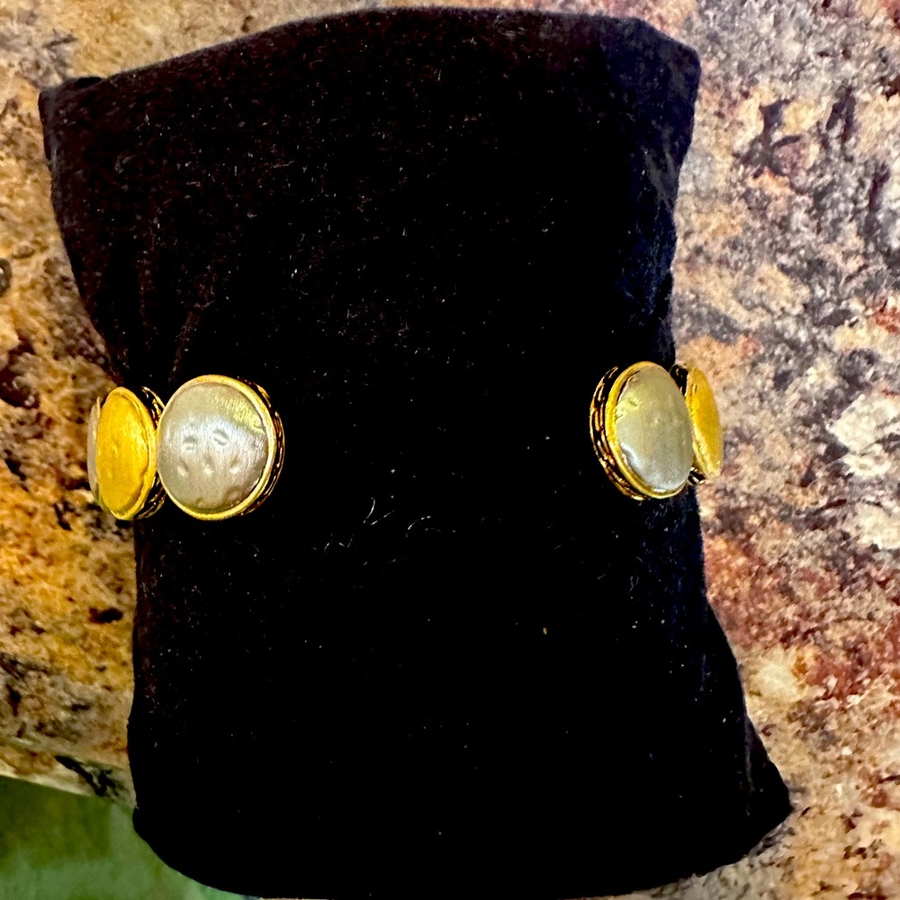 Rustic Cuff bracelet - Picture 2 of 2